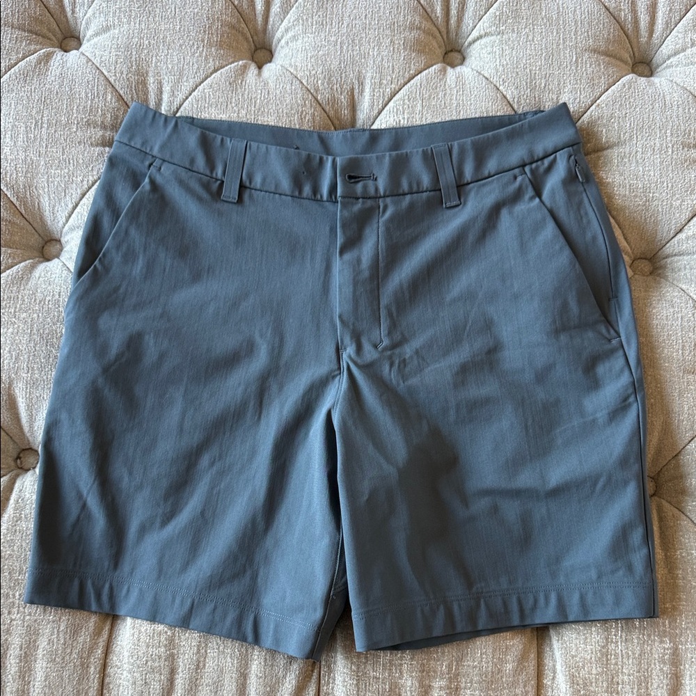 NWOT Lululemon Men's 31 commission‎ Gray Shorts